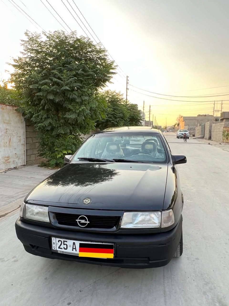 سلام عليكم
اوبل فكترا 
موديل 1992
محرك 18 كير عادي محرك بشرط لا صرف ولا بخار 
سقف سلایت مراية كهربائية 
قفل مركزي كونترول 
بريك Abs  لايت زينون LED
ستیرن باور 
رقم كركوك مشروع وطني کوبون بنزین بي رقم و سنوية جديد 
سيارة بأسمي تحويل ثاني يوم
كهربائيات كله بشرط
سياره جاهزة  
مصبوغ عام للجمالية مكفولة من ضربة
سيارة بدون خياس
سعر 39ورقة
***********
