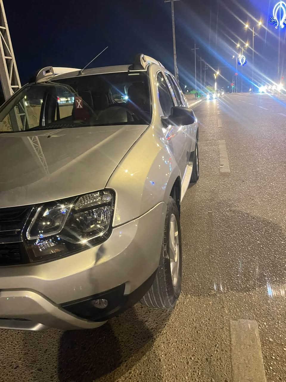سلام عليكم رينو داستر. موديل 2018 سياره جديده وجاهزه خير من الله   مكينه كير حداديه تبريد كربايات كله   جهز على آخر حبابه  سياره  بيه جمالغ  جبت وحد اله من الوكاله وشديته وتكحيل  بالباب باقي السياره كفاله.  ماشيه 75 الف  مكينه 2000.    تايرات  جداد  سياره ما نقصه اي شيء دهن اليوم بدلات  يعني بوجهك لشارع  السعر 85 وبيه مجال.  رقم ***********مكاني كربلاء رعيه  جيراني.
