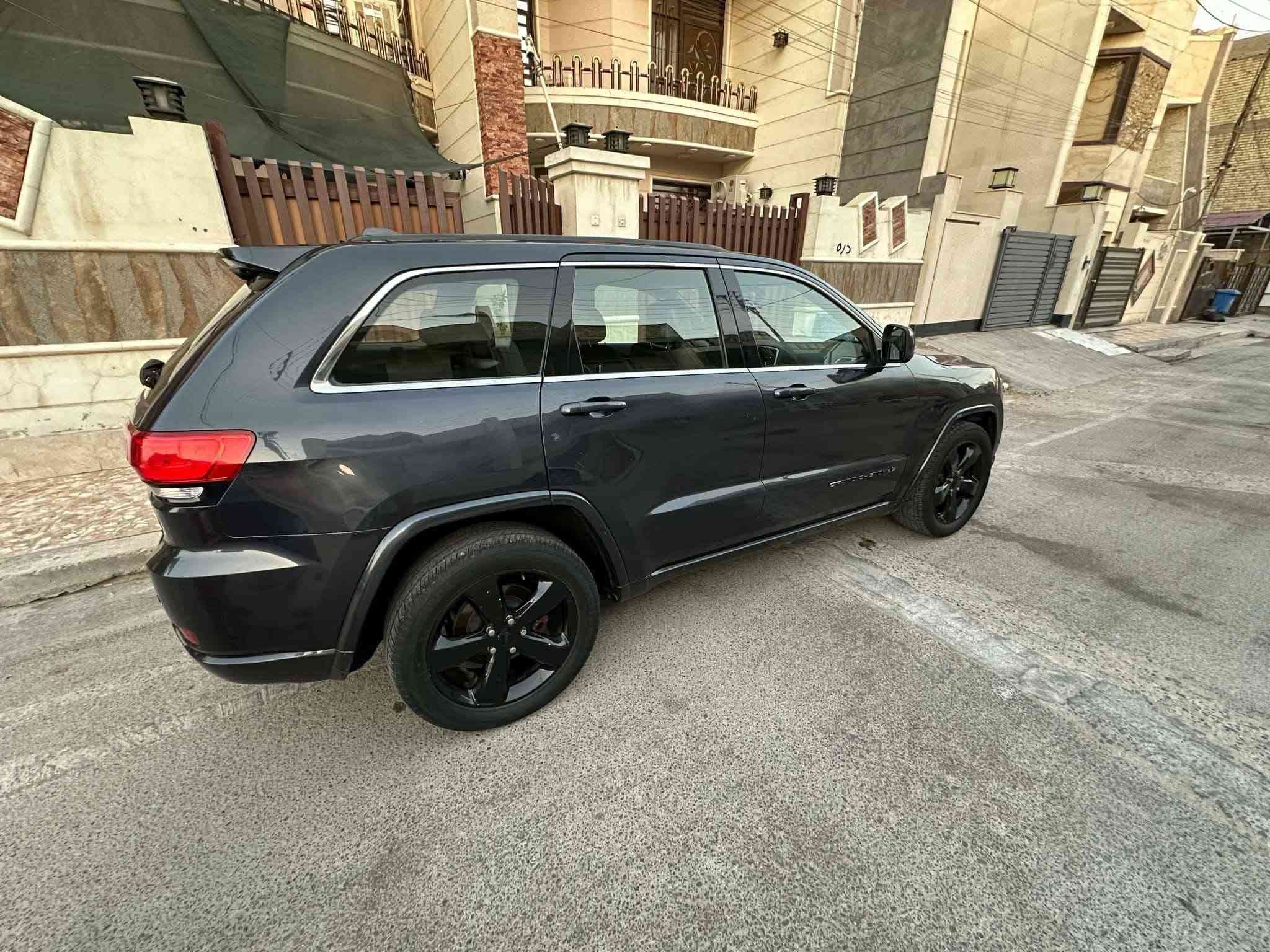 جراند شيروكي بلاك توب • ٢٠١٥ • حادث أمريكا