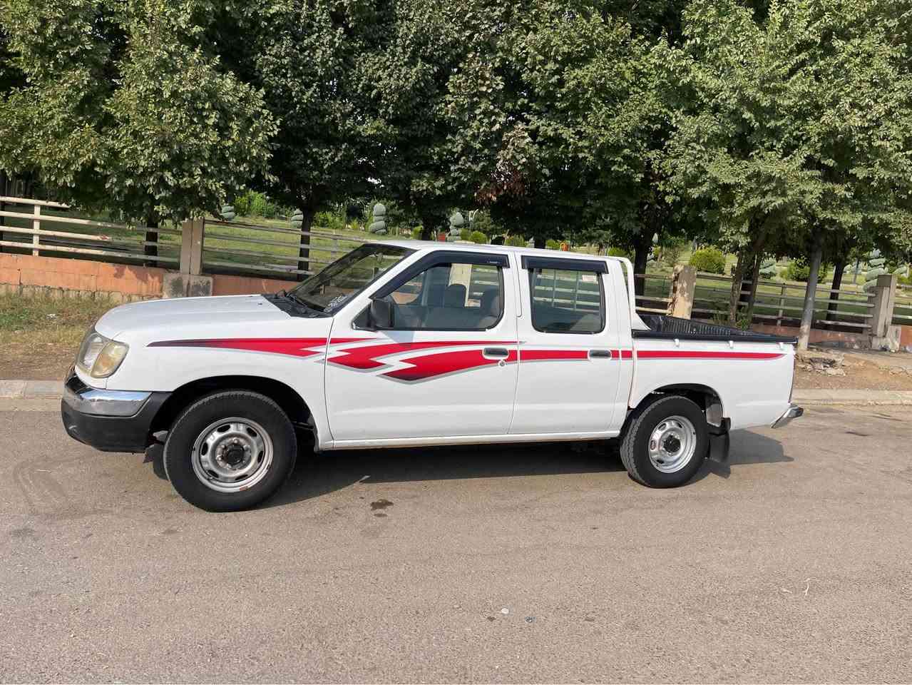 نیسان2002
تەبریت پاوەر
گێڕمەکینە ئەکسل بەشەرتی100فیتەر
4تایەلۆک
تەبریت ساردوو گەرم بەشەرت
یەک پارچەونیوی بۆیاخە 
بێ دەعم بێ لێدران
چەملخ و بۆنیتی نەکراوەتەوە 
سەنەوی بەسەرچوە
سارەکە هەمووگیانی لەسەر دەقی شەریکەماوەتەوە 
نمونەیە لەجوانی 
یەک دینار مەسرەفی نیە
جوابی نامەوکۆمێنت نادەمەوە گەرمووشتەریت تێل بۆخاوەنی بکە
سحری بەلاش
تەنها
69$
***********
***********
قەڵادزێ بشدار, السليمانية

