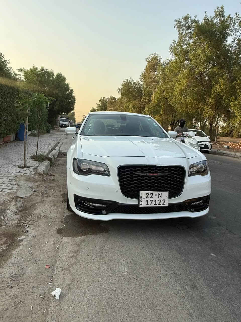 السلام عليكم
للبيع او مراوس حسب القناعه  كلايسلر اوبامه موديل 2023 وارد امريكي كفاله عامه لا صبغ ولا تبديل صور مزاده بل منشور سياره فول للخير S300معاده الرادار جوه الرقم ممشه السياره 27 السياره جديده كلش  صور واضحه الشراي يتصل ***********مكاني بغداد جديده سعره 345وبيه مجال للشراي
