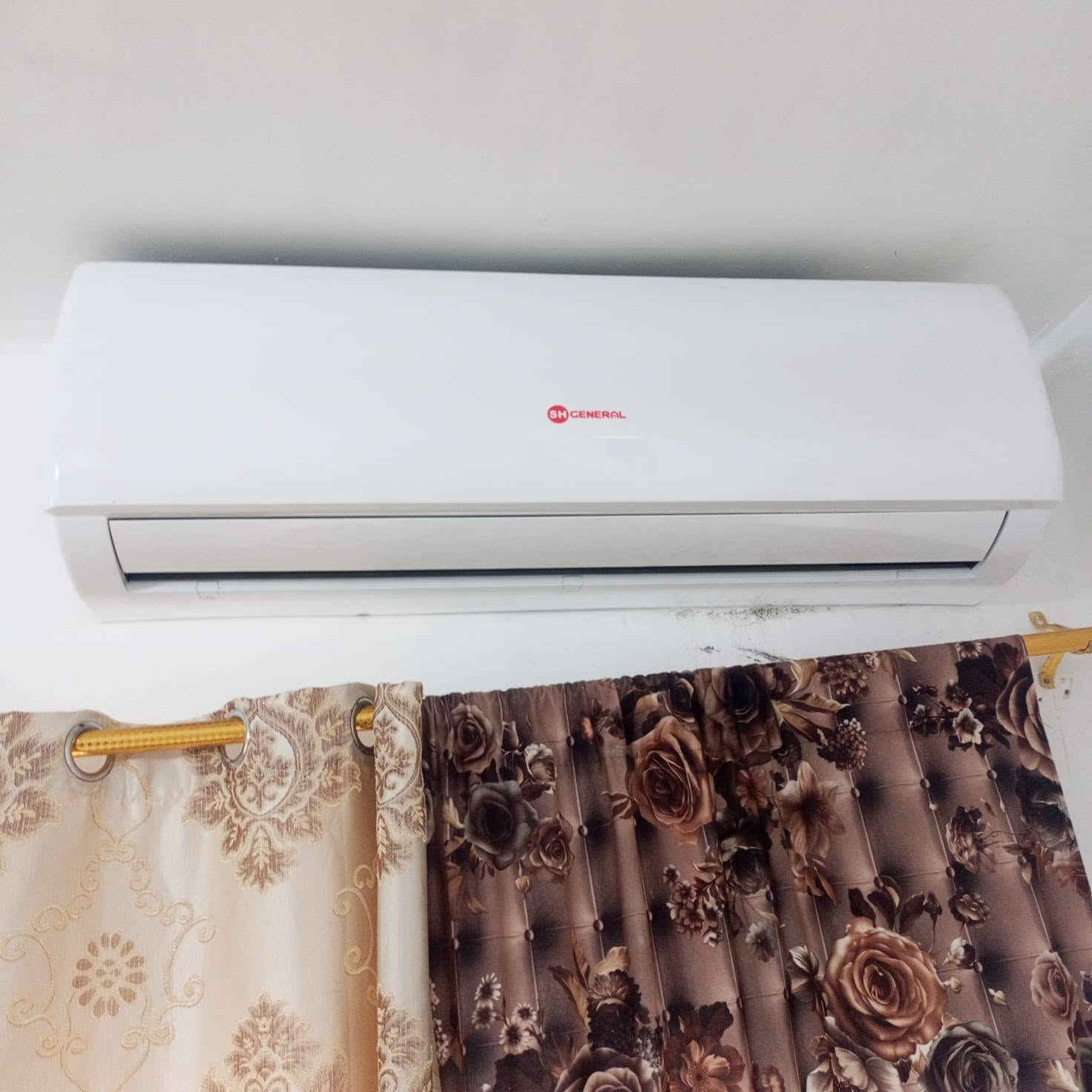 سبلت للبيع مشتغل شهر واحد فقط سعره 450,, رقم الهاتف ***********
