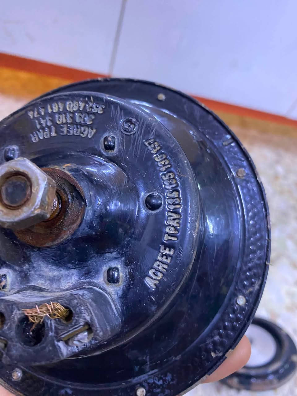 السلام عليكم البيع هورنات بوش اصلي ايراني ماعرف بيهن يرادلهن تقسيم السعر ب ٥٠ وبيهن مجال رقم ***********
