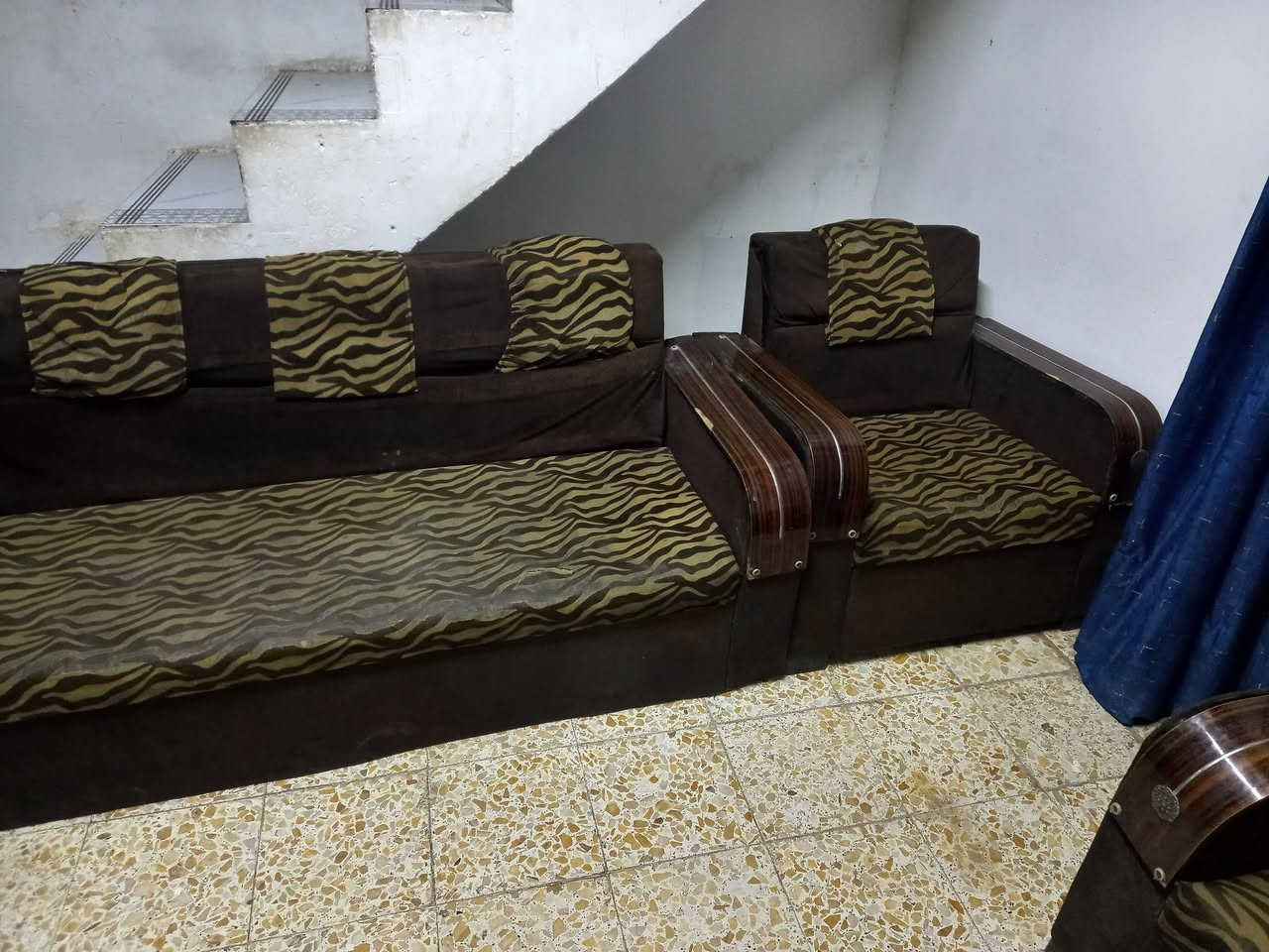 السلام عليكم اغراض مناسبه بيع مستعجل 160 شلع***********

