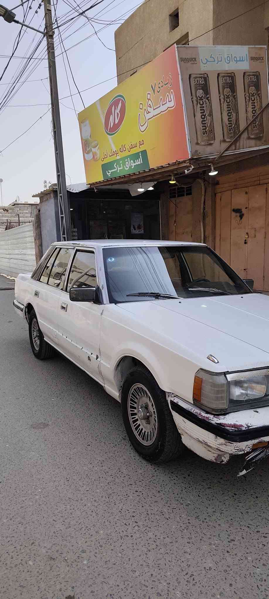 سوبر موديل 1986 سياره جاهزه كير محرك حداده رقم واسط بأسمي انكليزي تبريدها نقص كمريسر السعر 38 وبيها مجال 
*********** ابو الخصيب, البصرة
