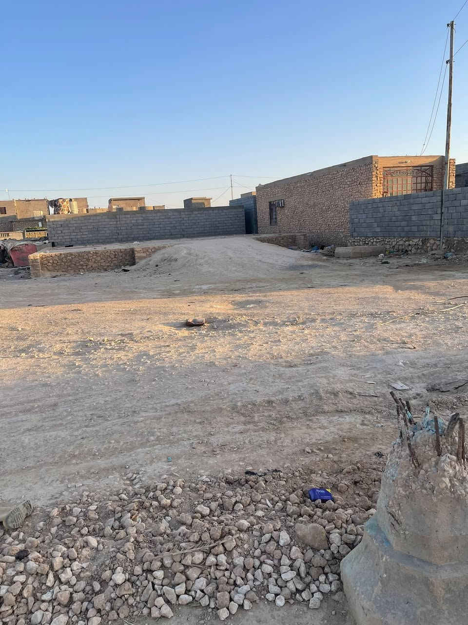 تجعيب للبيع مساحه 400متر مع قطعت ارض 400المكان حي طين /***********
