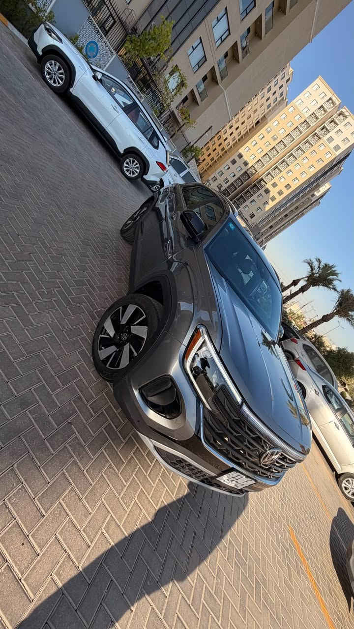 السلام عليكم
VOLKSWAGEN ATLAS CROSS SPORT SE 2024
السياره للبيع او مراوس حسب نوع السياره السياره صبغ عام الحادث بدون شواصي 
صور الحادث مرفقه ويه الصور 
السعر علق او راسل خاص او اتصال ***********
متوفر واتساب 
العنوان بغداد السياره مرقمه بغداد
