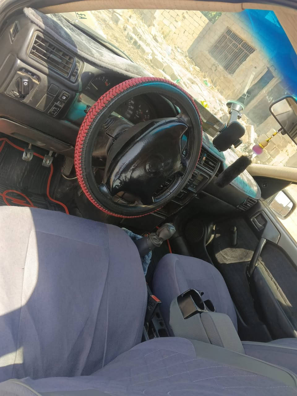 السلام عليكم ابل فكتره مديل 95 محرك 18 
بيه دفتر بنزين وساب ***********
