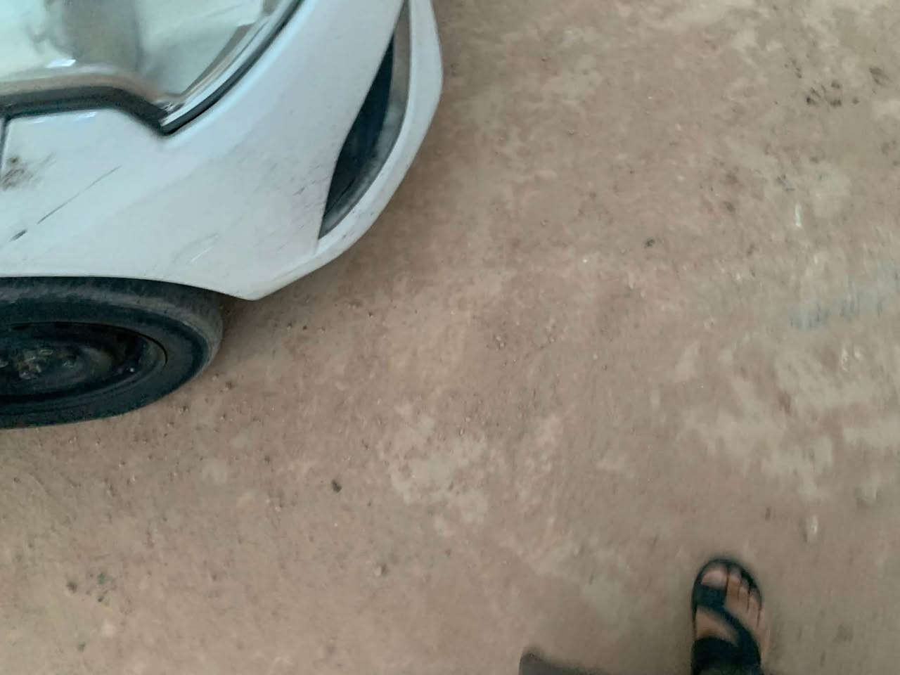 سني هندي رقم اربيل موديل ٢٠٢٠ ب ٨٧ $ جاملغ خلفي صبغ + شخط بباب الصدر + خسفة بالدوسة جهة العبري صغيره  
***********
