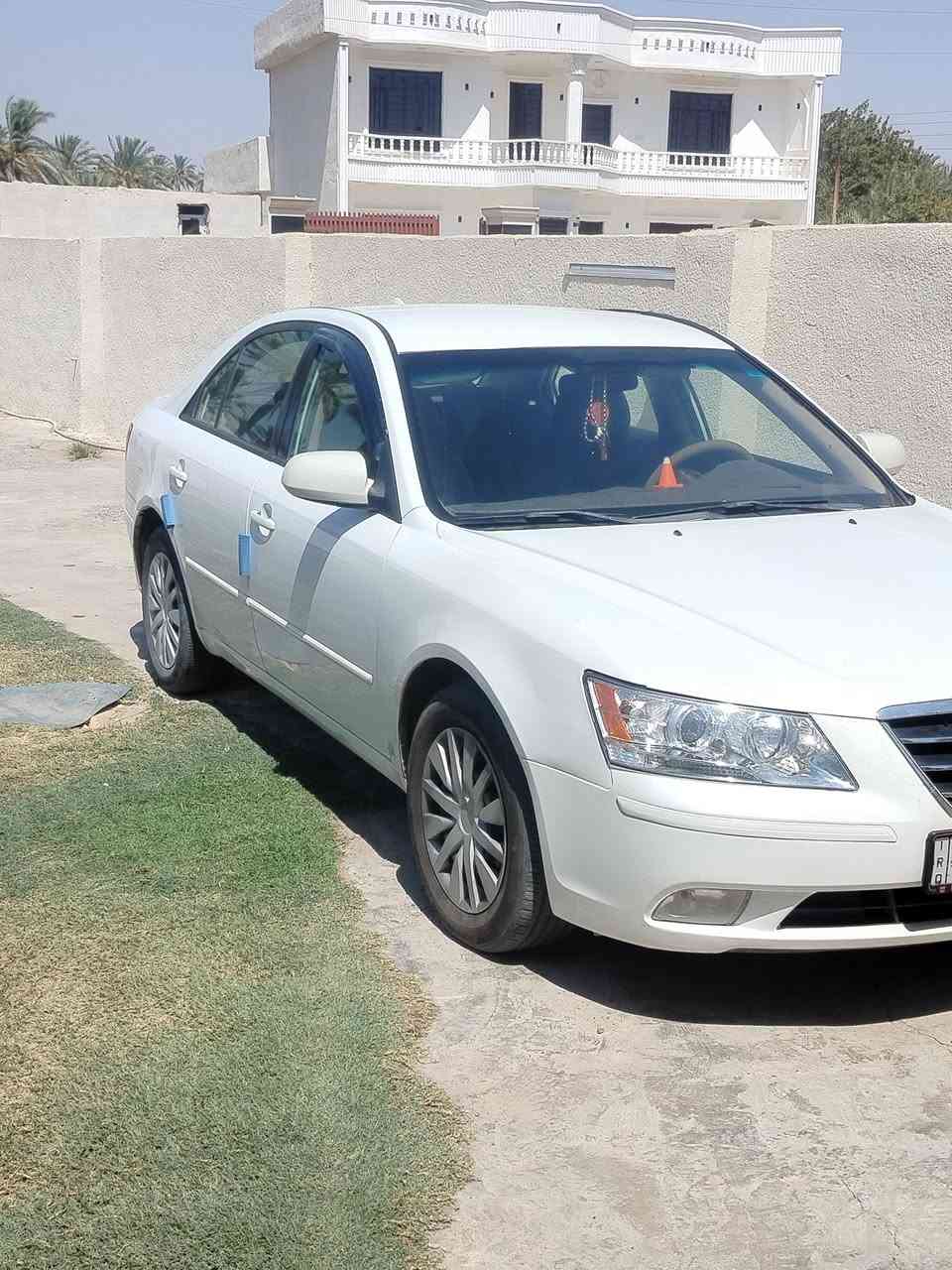 السلام عليكم ...الحلال للبيع..
هونداي سوناتا 2010 محرك 2400 دووش المرغوب بدون فتح بدون عيب
كير اوتوماتيك 5 نمر

(محرك..كير..كهربائات..تبريد..تدفئه..صدر..تخم تاير)كله تمام ترايها ناعم حيل … 

السياره ضررها بنيد وجاملق فقط بدون دواخل شرط

رقم 26 صلاح الدين انكليزي الجديد تحويل مباشر باسم المشتري 

مكاني صلاح الدين /تكريت
***********
***********
السعر.......110 وبيها مجال
