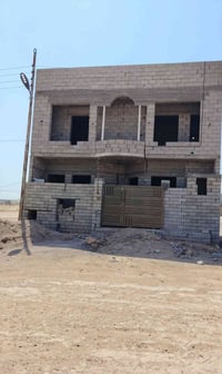 هيكل طابقين • ١٠٠م • الديوم الحاجة رشيدة