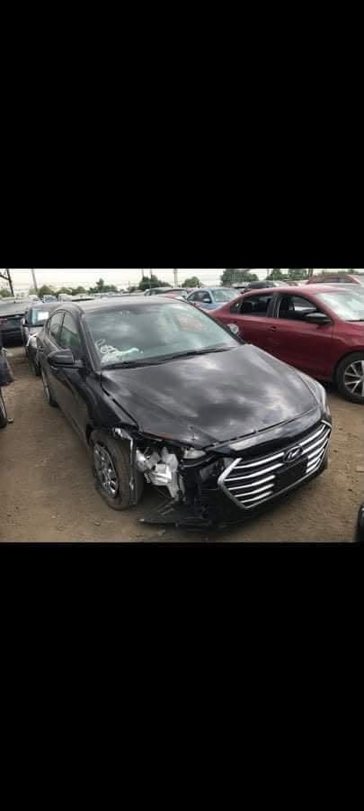 🚗 للبيع هيونداي إلنترا 2018 وارد أمريكي

🔹 الموديل: 2018
🔹 الممشى: 86 ألف
🔹 اللون: أسود
🔹 الحالة:
 • حادث امريكا (دعامية أمامية فقط)
 • بالعراق صار بيها بارد بالجاملغات الخلفية
🔹 المحرك والكير: مكفولات والسيارة بعدها جديدة 

💰 السعر: ١١٤
📍 الموقع: كربلاء

📞 للتواصل: ***********
