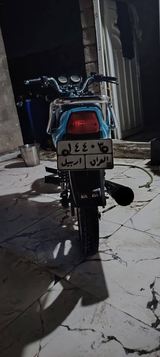 سلام عليكم دراجه دايون عظم للبيع دراجه مامفتوحه ونضيفه شوفت عينك بالحقيقه احلى بعد تجي وتشوف وتفحص وين مايعجبك دراجه رقم وسنويه أربيل وكيله مجمع الكرار مكاني الناصريه مركز سعره مناسب مستعجل على بيعته شراي اتصل على رقم  ***********
