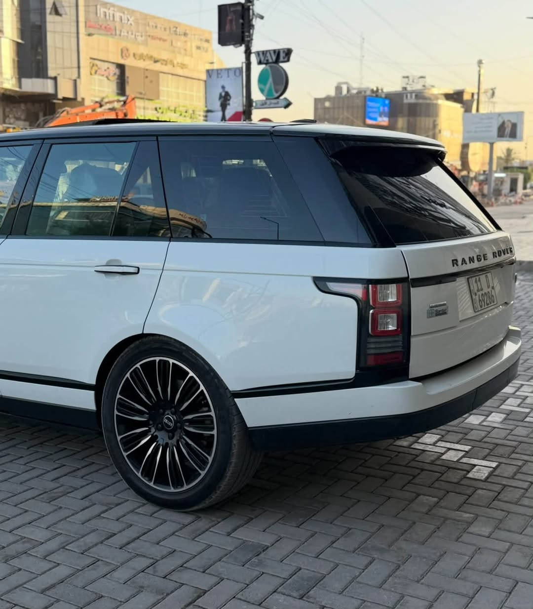 رانج روفر فوك خليجي 2014
وكالة سردار مكفولة كفالة عامة 
رقم بغداد
كشن منفصل VIP
300 ورقة و بيها مجال
مكانها بغداد
تواصل و استفسار :
***********
