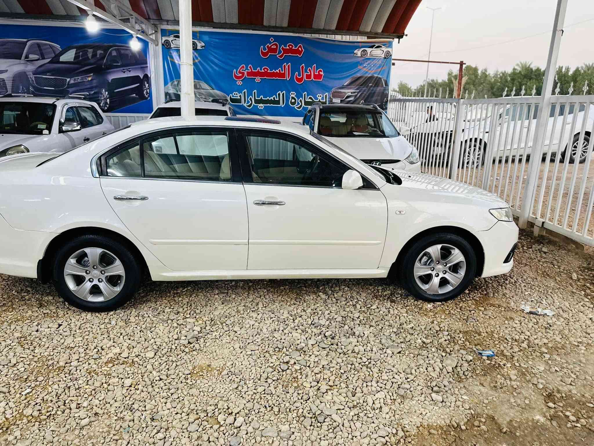 اوبتيما 
موديل 2009
سيارة جديدة 
بدون صبغ مكفوله 
ماشيه 150
سياره جاهزه من كلش 
السعر 125$
اتصال ***********
