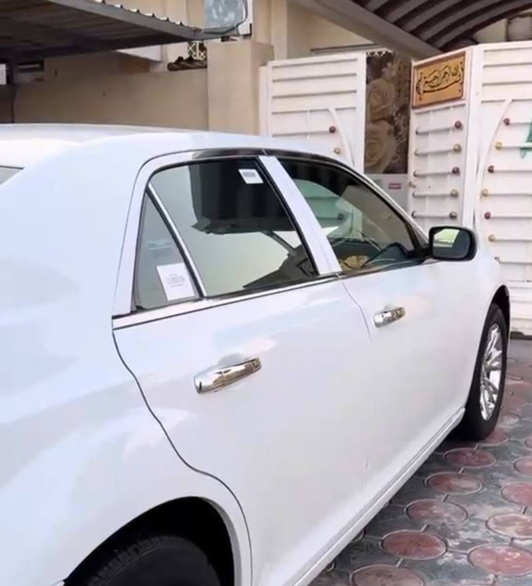 كرايسلر 300 • ٢٠١٤ • كفالة