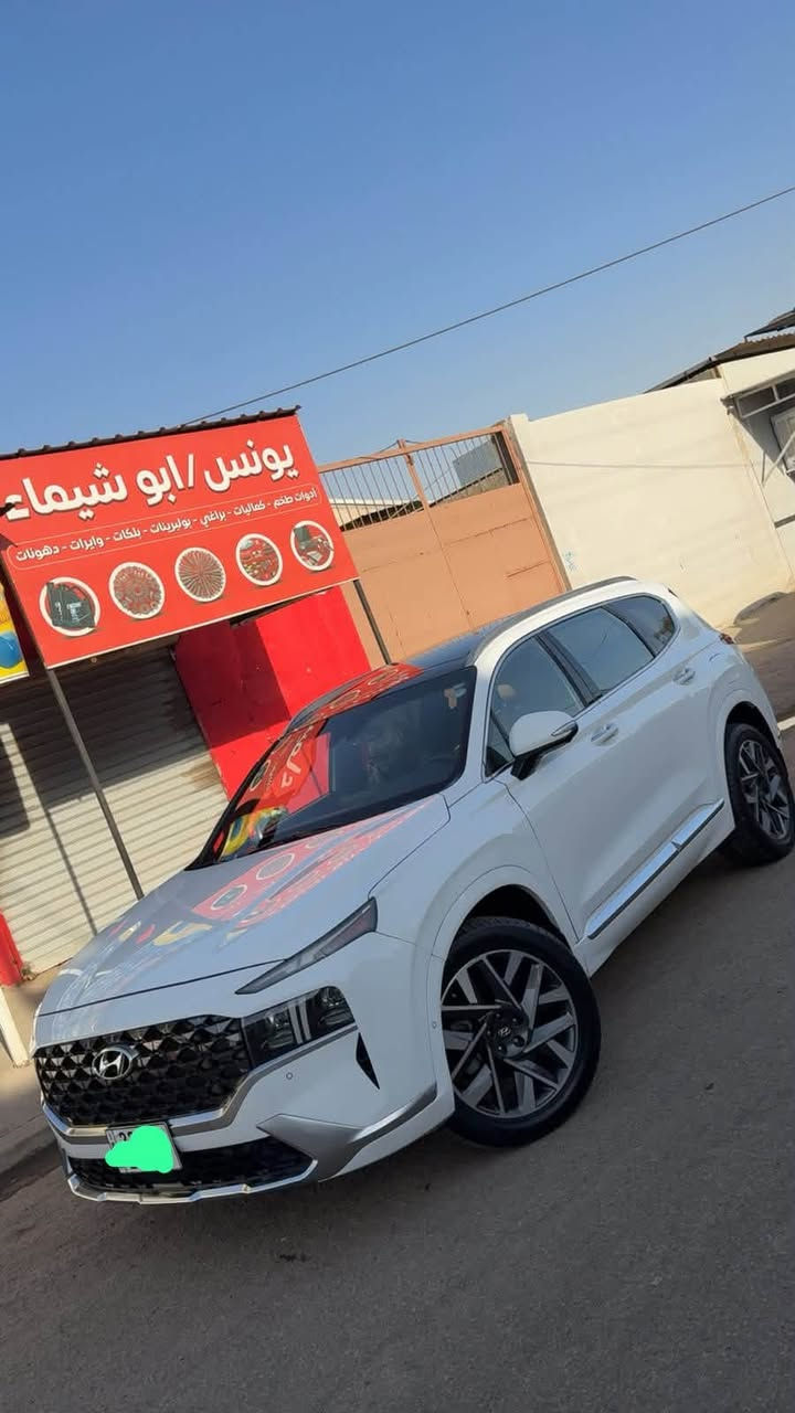 سلام عليكم من (رخصت الادمن).   للبيع | هيونداي سنتافي 2023 Calligraphy

هيونداي سنتافي 2023 – Calligraphy أعلى فئة – وارد أمريكي 🇺🇸

* محرك 2.5 تيربو
* 4 سلندر | 281 حصان
* دفع رباعي AWD
* قير 8 سرعات DCT
* داخلية لونين فخمة
* جلد Nappa
* تبريد وتسخين المقاعد
* ذاكرة مقعد السائق
* مقود مدفأ
* شاشة كبيرة 10.25 مع ملاحة
* Harman Kardon
* Apple CarPlay / Android Auto
* شحن لاسلكي
* فتحة بانوراما
* Head-Up Display
* مثبت سرعة متكيف
* رادار وتحذير وتصحيح المسار
* مراقبة النقطة العمياء
* كاميرات وحساسات
* باب خلفي كهربائي
* جنوط 20 إنش                        
أعلى فئة Calligraphy، فل كامل بدون نقص.
ممشئ السياره 45 الف ميل 
للاستفسار والتفاصيل التواصل خاص ***********  ارسال رساله على الواتس إذا كنت مهتم لشراء السياره
