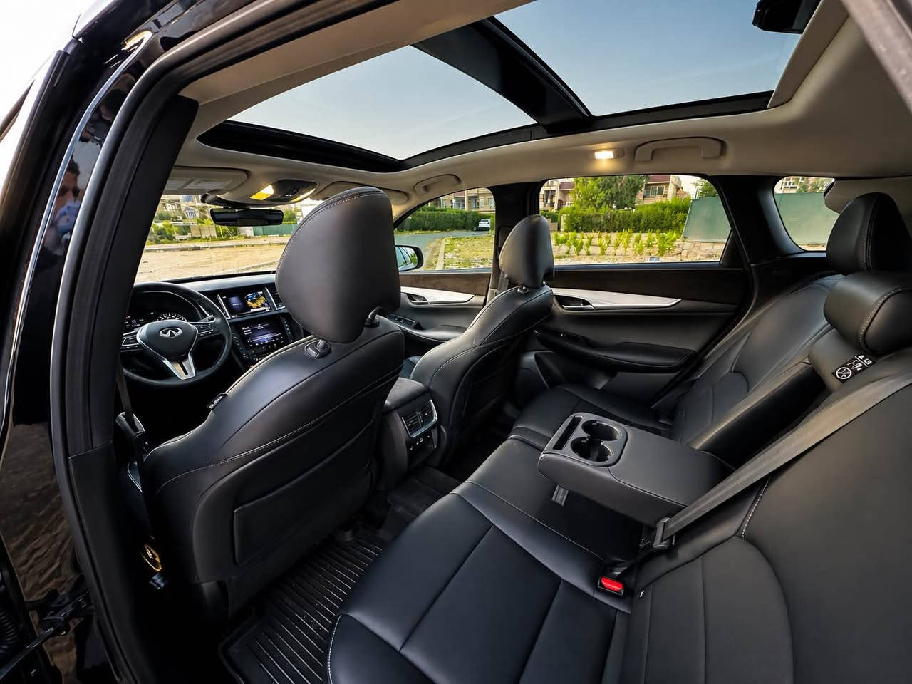 infinity QX50 2023
فول فول موصفات 1/1🔥
2.0 توربو مكينه
بدون ارباك 💯 
بصمه 🔹
5 كاميرا 360🔹
شغال 🔹
رادار🔹
داتاشو🔹
پانوراما🔹
كشن تفئه و تبريد🔹
ابواب بصمه🔹
دبل شاشه 🔹
دبل اكسل 4*4🔹
سماعه BOSS🔹
 خط شارع 🔹
بريك كاره با🔹
شحن وايرليس🔹
كشن جلد و خه زن🔹
بعد هوايه موصفاتى .. 3 قطعه صبوغ
*********** -210$ أربيل, العراق
