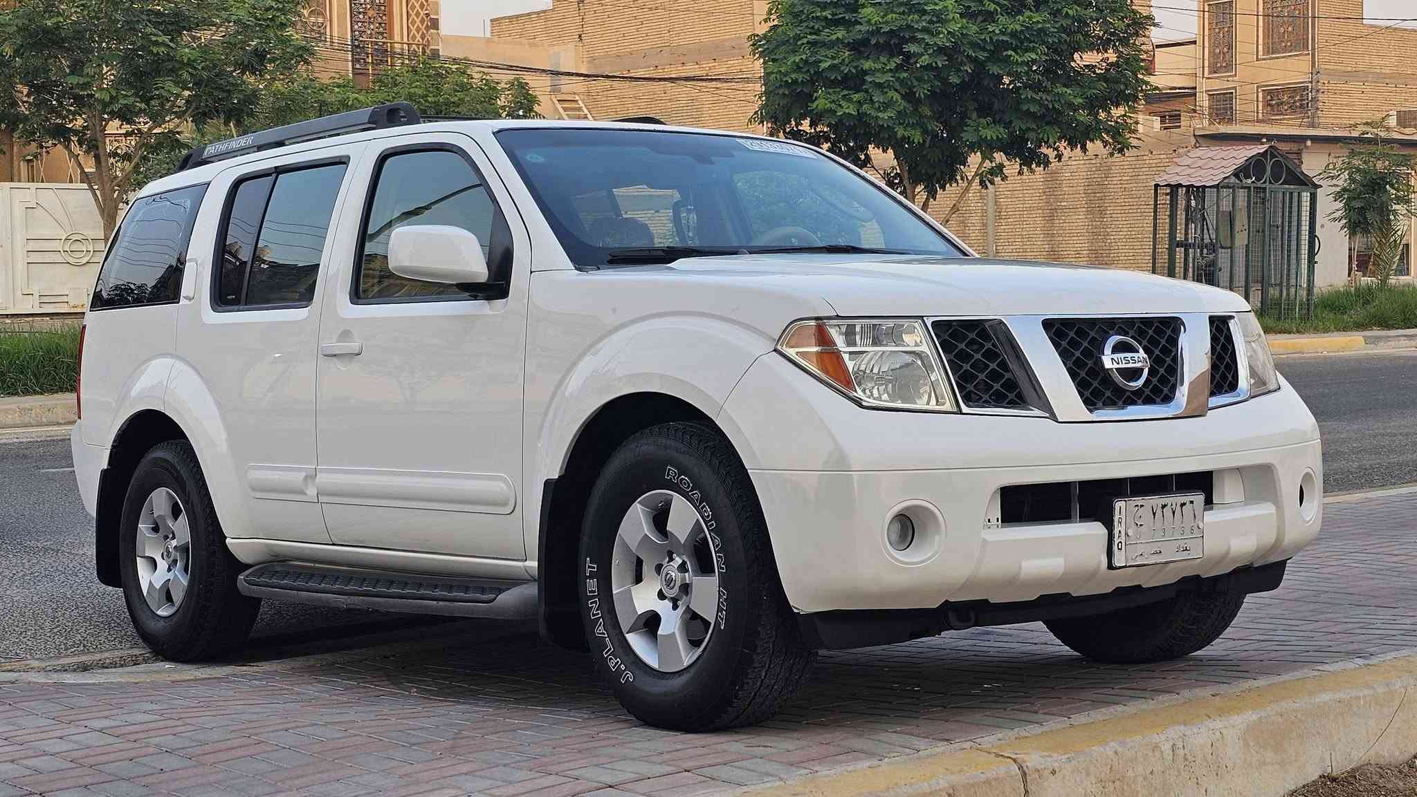 سلام عليكم نيسان بات بندر موديل 2007 سياره مكفوله من العيب الشرعي مكينه وكير وحداديه خير من الله تبريد ويا السويج ما ناقصها اي شي السياره حادثها جاملغ امامي وبيها مكانات صبغ عنوان السياره كربلاء السعر ٩٣ وبيها مجال ***********

