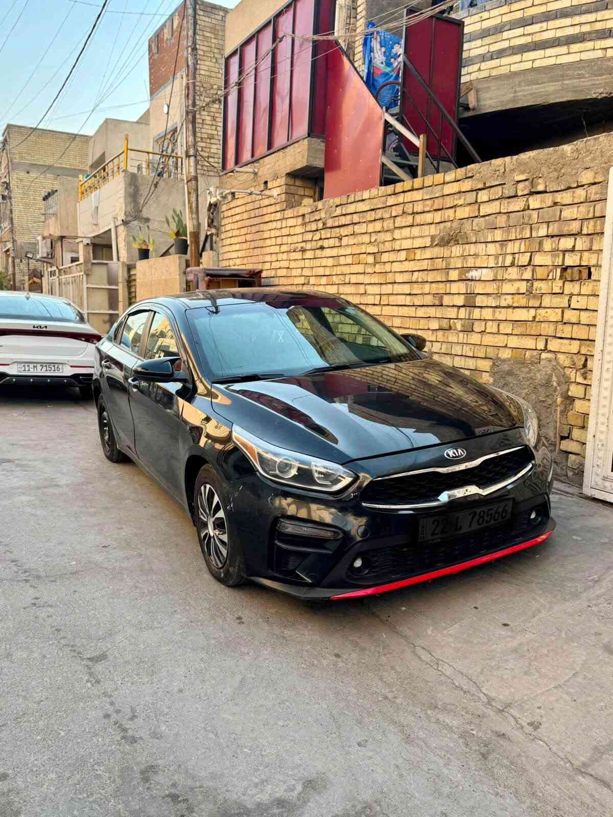السلام عليكم فورتي وارد امريكي
 موديل ٢٠٢١ 
رقم اربيل باسمي سنويه
سياره حلوه ونضيفه ماشيه ٦٩ mi 
حادثها مثل ماموضح بالصوره بامريكا فقط دعاميه اماميه وبلعراق حادث خلفي 
مكان السياره مدينه الصدر الاورفلي 
مكينه 2000 دوش ناعمه واي نقص بابيها 
كيرها محور من CVT الى AT وبضمان لمده سنه 
من حورت الكير السياره خير من الله اي خلل مابيها تحوير مضمون
تبريد منضومه كامله مبدل ثلج وخير من الله 
منضومه لايت زنون
بيها سونار
السعر 121
مرفق سونار بالمنشور
رقم الهاتف ***********
