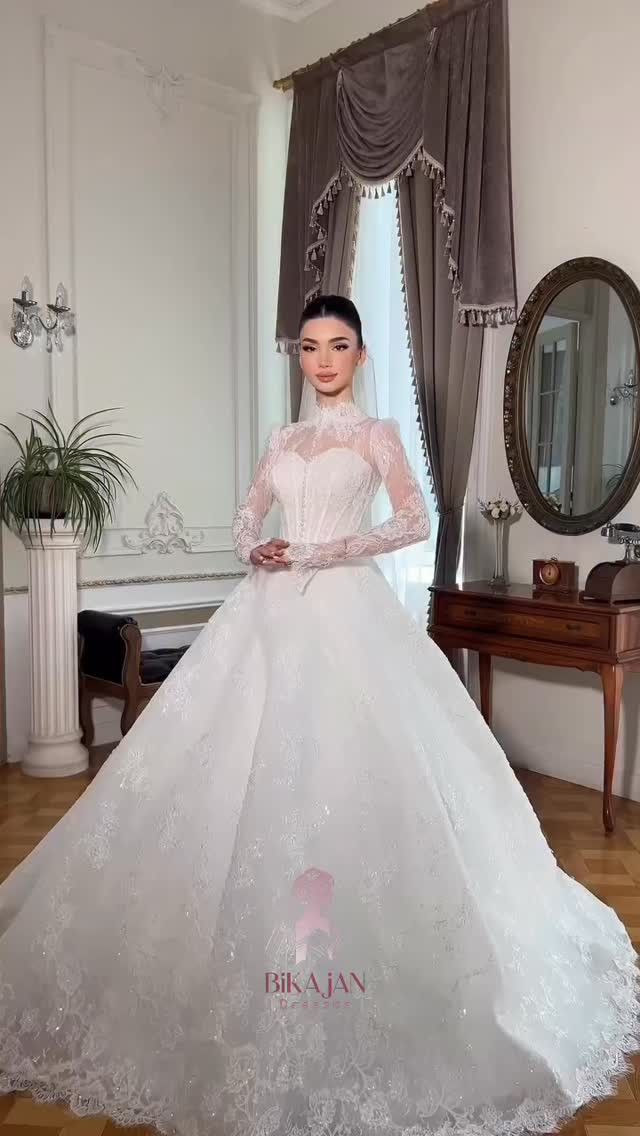 #zaxo #ستوريات

نص مكتوب في الصور:
- BiKaJan Dresses