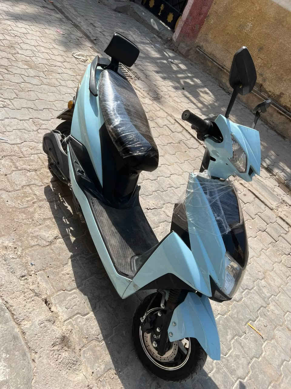 سكنس • شحن • ٦ بطاريات