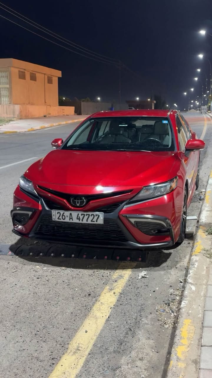 السلام عليكم TOYOTA CAMRY2023
بدون ضرر كلين 
مواصفاتSe
ماشية49ميل
داخل لونين
السعر 188
للاستفسار ***********
