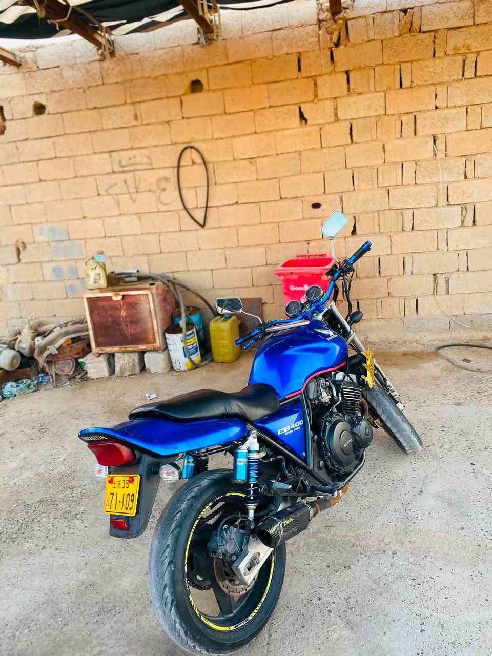 سلام عليكم سيبي فور محرك 400 جيل اول 16 ولف سعر مليون650 ستفسار خاص***********
