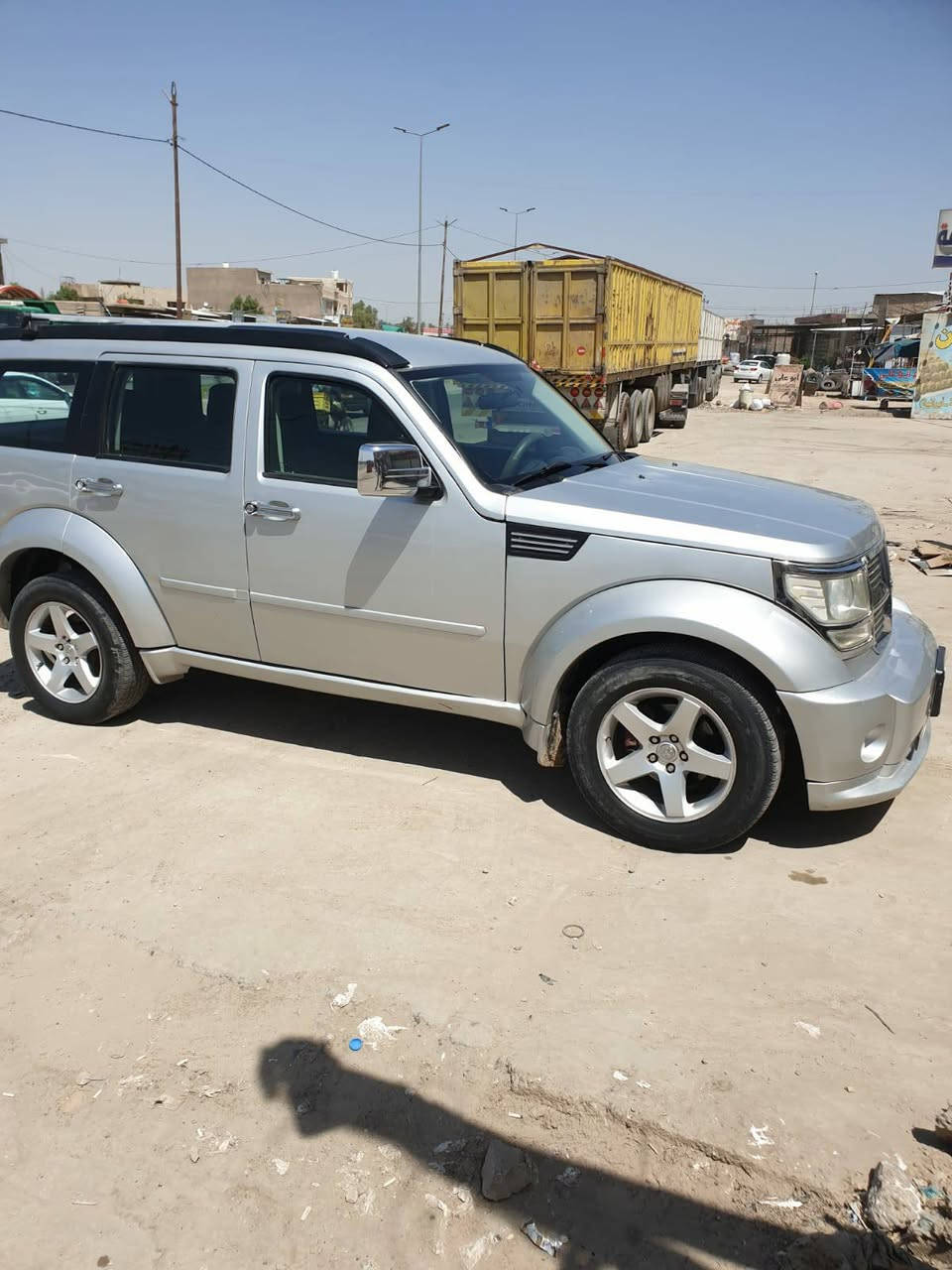 سيارة للبيع 
دوج نترو موديل 2008
محرك 6 سلندر 3700
باسمي 
ميسان 
السعر 75$
للتواصل
***********
