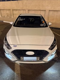 ٢٠١٩ • بنزين • شاشة وكاميرا