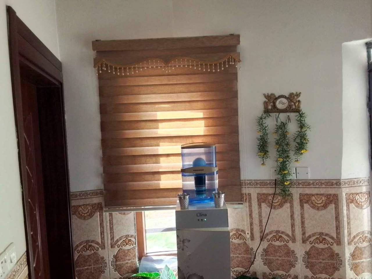 🏡 إعلان رقم (2333) 
 دار زراعي للبيع في كركوك

🔥 فرصة مميزة للسكن والاستثمار!

📐 المساحة: 200م²🏠 طابق واحد
📍 الموقع: قرب جامعة كركوك وعلوة المخضر الجديدة
💰 السعر: 115 مليون وقابل للتفاوض

✨ مكونات الدار:🚗 كراج🛋️ استقبال🏠 هول🍳 مطبخ🛏️ غرفتان نوم🚿 صحيات

📞 للاستفسار والاتصال:
***********
***********
***********

📍 عنوان المكتب:مكتب هبة للعقارات في كركوك 
سايدين المواد الغذائية – حي الواسطيقرب مول حجي زياد ومقابل صيدلية ضحى عدنان

🏘️ نستقبل جميع عروضكم السكنية والتجارية في كركوكبيع • شراء • إيجار

#كركوك #عقارات_كركوك #دار_للبيع #دار_زراعي #جامعة_كركوك #حي_الواسطي #مكتب_هبة_للعقارات
