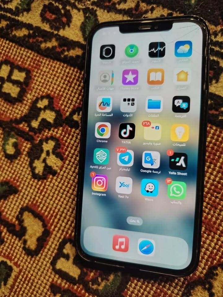 للبيع ايفون 12 برو ماكس 
تلفون نضافة 90%
مفتوح لغرض تصليح بسيط 
بطارية 78 ما مبدل بي ي شيء 
فقط العطل البي. بصمة الوجهه عاطلة 
ملحقات. فقط شاحنة  اصلية 
مكاني الشطره  ***********
