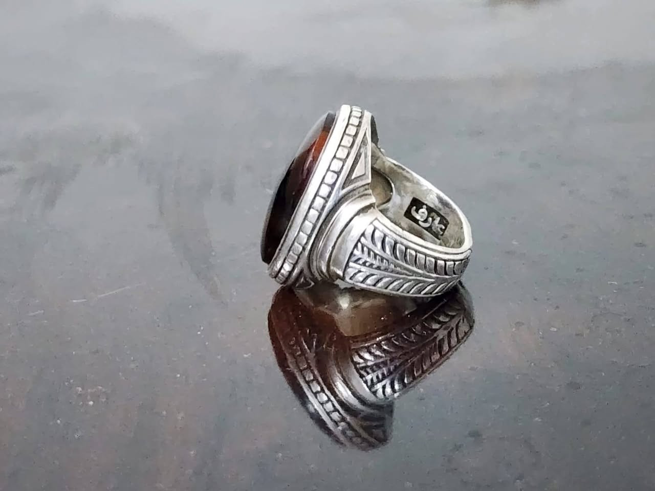 خاتم عارف ٩٩٠ مقاس ١٧ السعر قفل ١٢٥ رقم الهاتف *********** العنوان م الصدر

