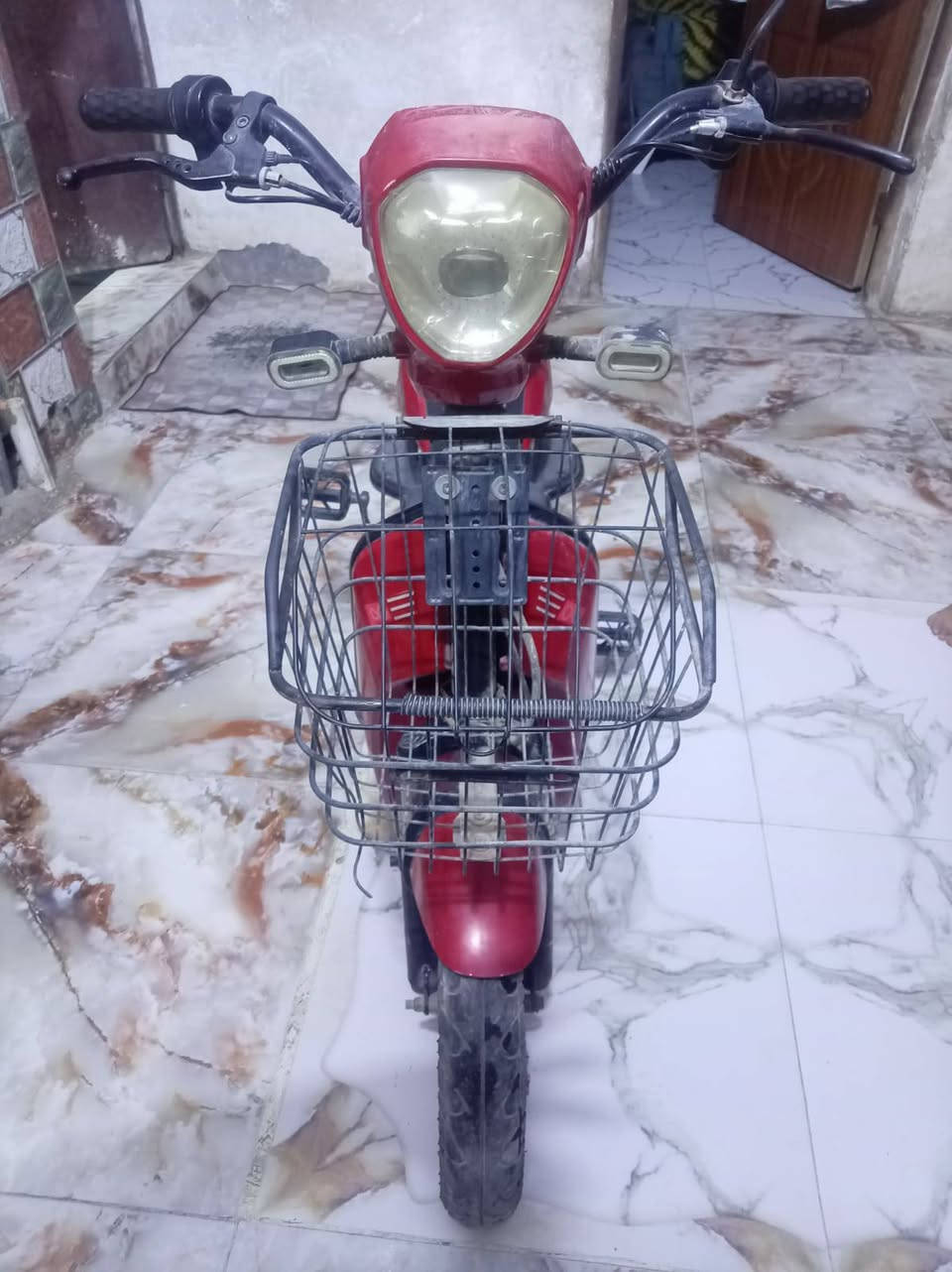 نقص بطاريات • نضيفه • سعر خاص