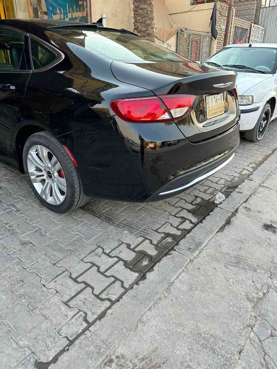سلام عليكم.
سي 200. 
مديل 16 
محرك 2400. 
حادثهه.  حافت. البنيد. بدون ايرباك 
بدون. دواخل.  
سياره. نضيف. 
حداديه. وتبريد وكير ومكينه جدد 
جاهز. سياره.  
سعر. 90 وبيهه. مجال.  الاستفسار 
***********
