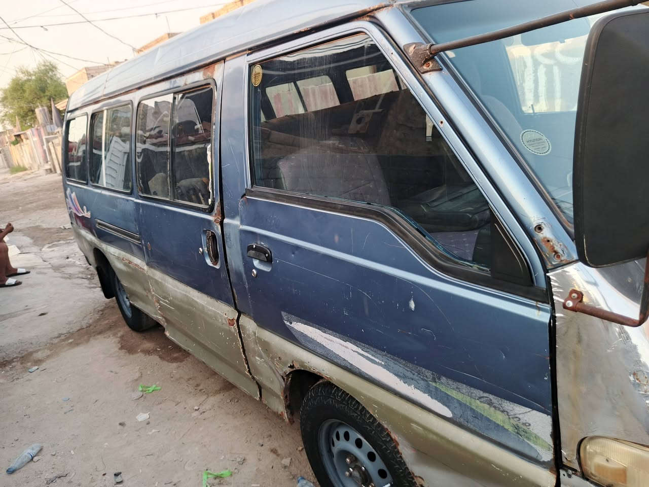 السلام عليكم كيا هوندا 14 نفر للبيع موديل 94 في بابل السعر 30 وبيها مجال تفاصيل اكثر اتصل على الرقم ***********

