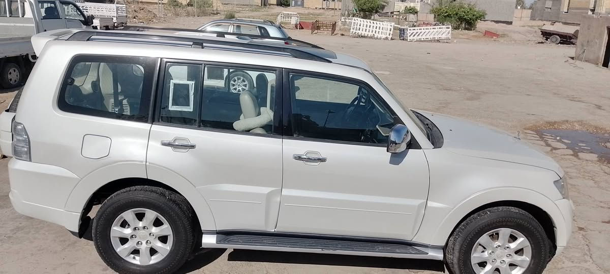 ياالله بايجيرو حبتور موديل 14 خليجي مكينه  3ونص فول مواصفات كامله جاهزه من كلشي مكفوله كفاله عامه باسمي تحويل بي وقت  العنوان بابل القاسم رقم الهاتف *********** السعر 170 بيهه مجال

