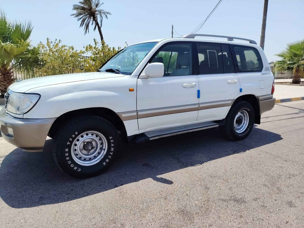 سلام عليكم لا ندكروز  كاز ٢٠٠٣ قطري دبل تانك دبل سبير تدفئه تبريد شغال حداديه وره وكدام مال مؤسسه جام كهرباء مري كهرباء ست بيبان قفال سنتر لوك داخل عسلي تخم تاير دلوب السياره مكفوله عده الجاملغ الامامي بيه بارد قليل صفحة السايق والبنيد مرشوش والباقي كفاله عامه  السياره احله من الصور كير لو كير قفل اكسن ماكو بيه كلوب طافي وكاله عامه بسمنه السياره قرار ٤٨ السعر ١٠٥ بيع او مراوس حسب القناعه رقم الموبايل ***********
