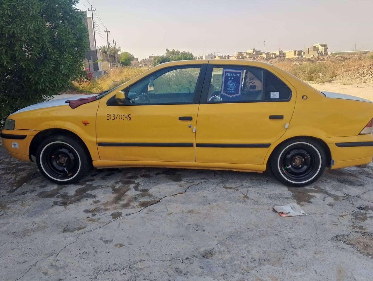 سمند للبيع مكاني بغداد شعله
تخم تاير جديد مكينه وكير فرسني حاويه جدد تبريد ثلاجه مابيه ضربه فقط طخات بسيطه 
تحويل ثاني يوم بسمك  سعر 30وبيه مجال للشراي مارجعه ***********
