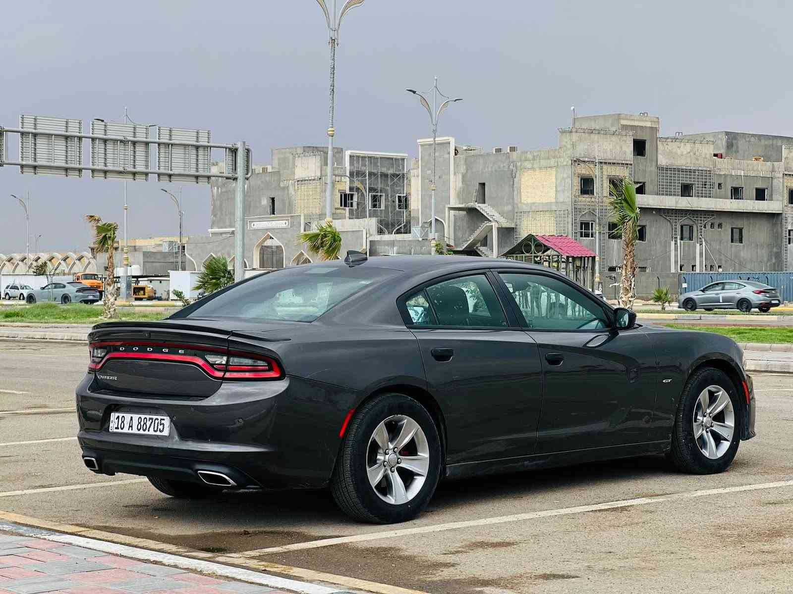 دودج تشارجر • ماكو تفاصيل