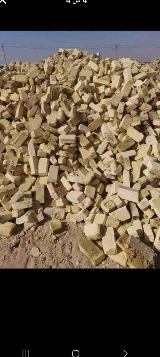 يوجد كسر للبيع بسعار مناسبه اغلبيته طابوك سالم وتليثي ونصاف 
 حمل فول توصيل العماره اقضيه ونواحي  تصال عل رقام التاليه أو مراسله عل واتساب //  ***********  // *********** عمارة, ميسان

نص مكتوب في الصور:
- كسر كسر كسر للبيع يوجد رقم واتساب فقط *********** ***********
- 1 من 4
- 4 من 4
