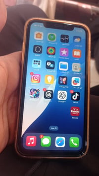 ايفون XR • شاصي 17 • شاشة وبطارية
