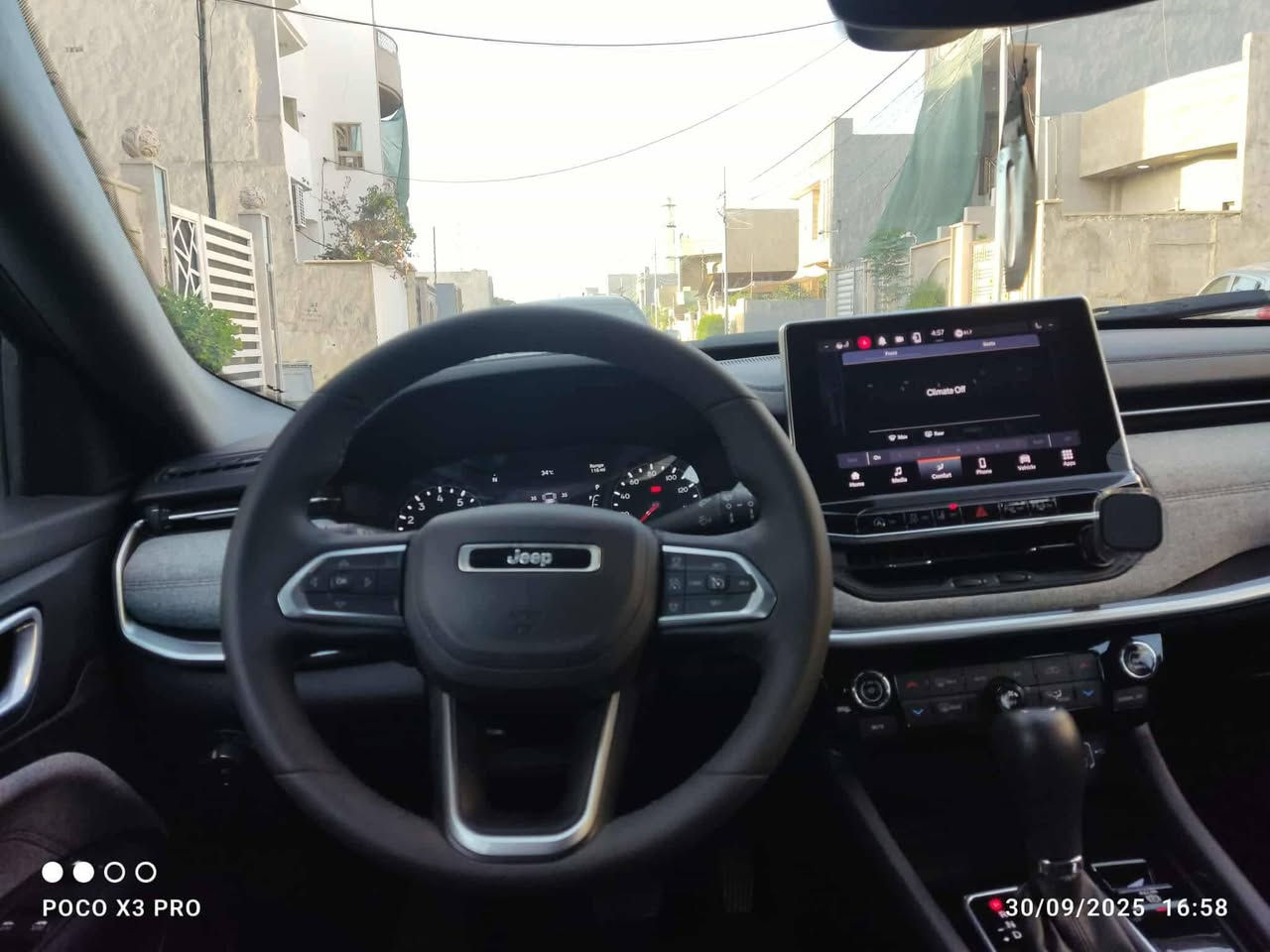 جيب كومباس 2023 وارد أمريكي ماشية  22000 ميل  حادثها جاملغ وباب يسار صور الحادث مرفقة فول مواصفات بصمة تشغيل بصمة أبواب كشنات جلد كهربائي مقعد السائق تحكم ستيرن مانع انزلاق تحديد مسار تشغيل عن بعد بيها بعد مواصفات مكينة 2000 تسارع بالمشي ممتاز كير حدادية تخم تايرات تبريد ثلج فور ويل  latitude lux السياره جاهزه  رقم دهوك تحويل مباشر السعر 169 ورقة بيها مجال بسيط مكان السياره بالموصل واتساب ***********

نص مكتوب في الصور:
- POCO X3 PRO 30/09/2025 06:47
- POCO X3 PRO 30/09/2025 17:04
- POCO X3 PRO 30.09.2025 16:59
- POCO X3 PRO 30/09/2025 16:59
- POCO X3 PRO 30/09/2025 16:58
- POCO X3 PRO 30/09/2025 17:03
- POCO X3 PRO 30/09/2025 21:08
- POCO X3 PRO 30/09/2025 17:51