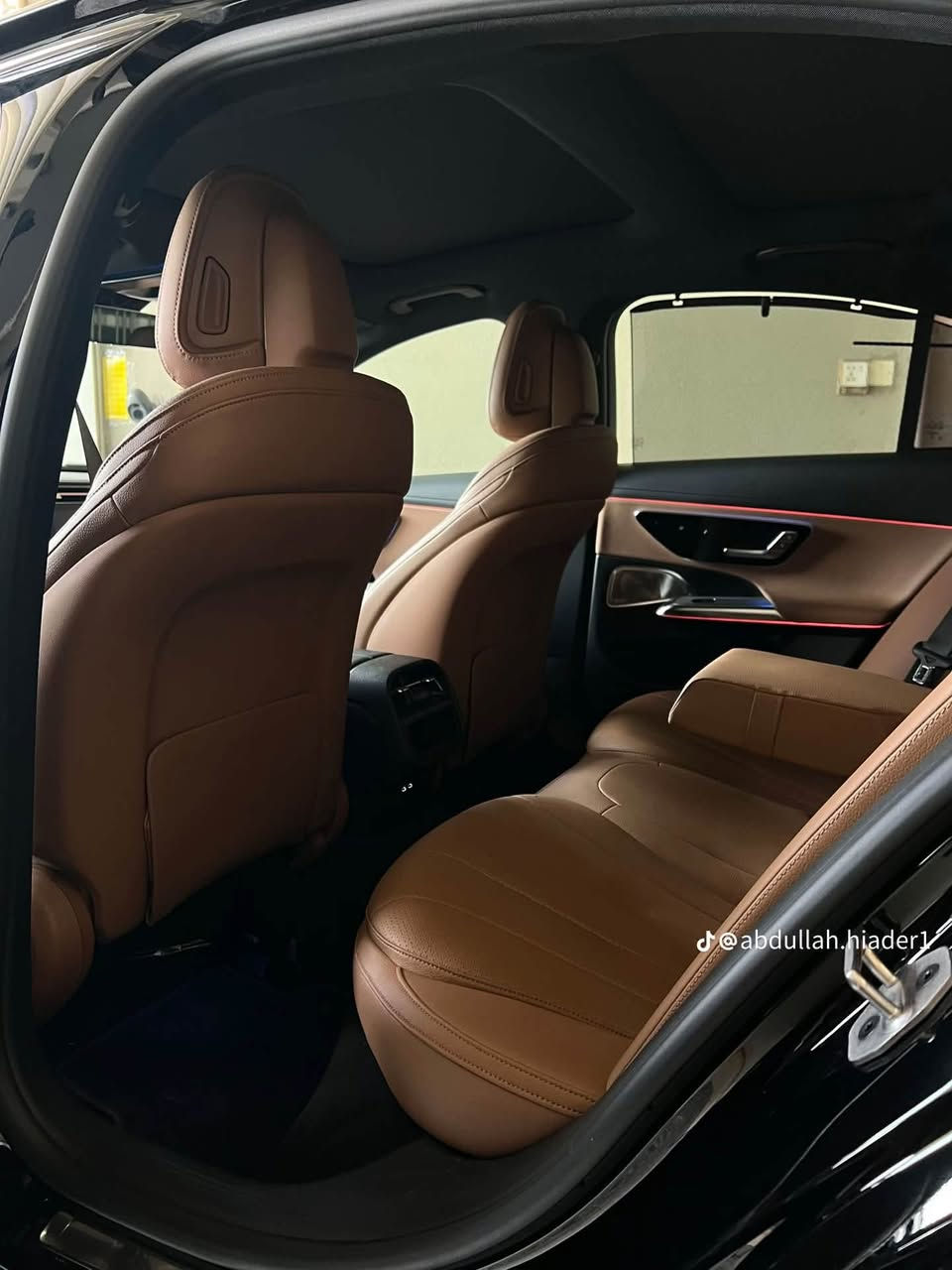 مرسيدس E350 • ٢٠٢٥ • وارد امريكي