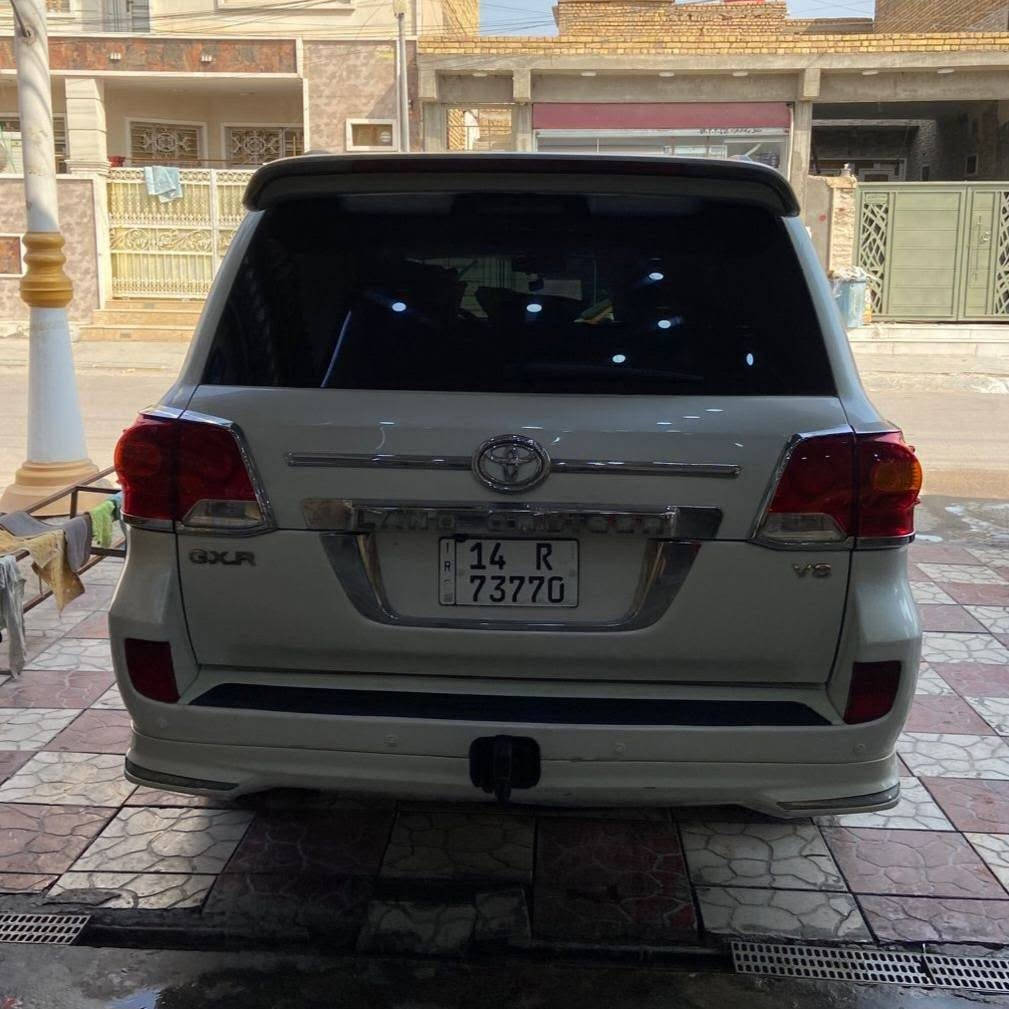 لاندكروز موديل ٢٠١٣ كامل مواصفات بدي مكفول السياره جاهزه من كل شي بأسمي شخصيآ رقم بصره تواجد السياره الناصريه الشراي يتفضل خاص او الأتصال ***********
