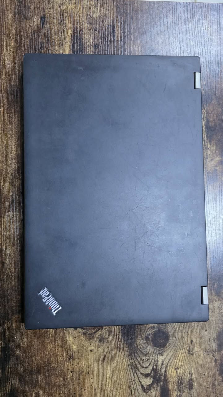 i7-8850 • Quadro P2000 • 4K لمس