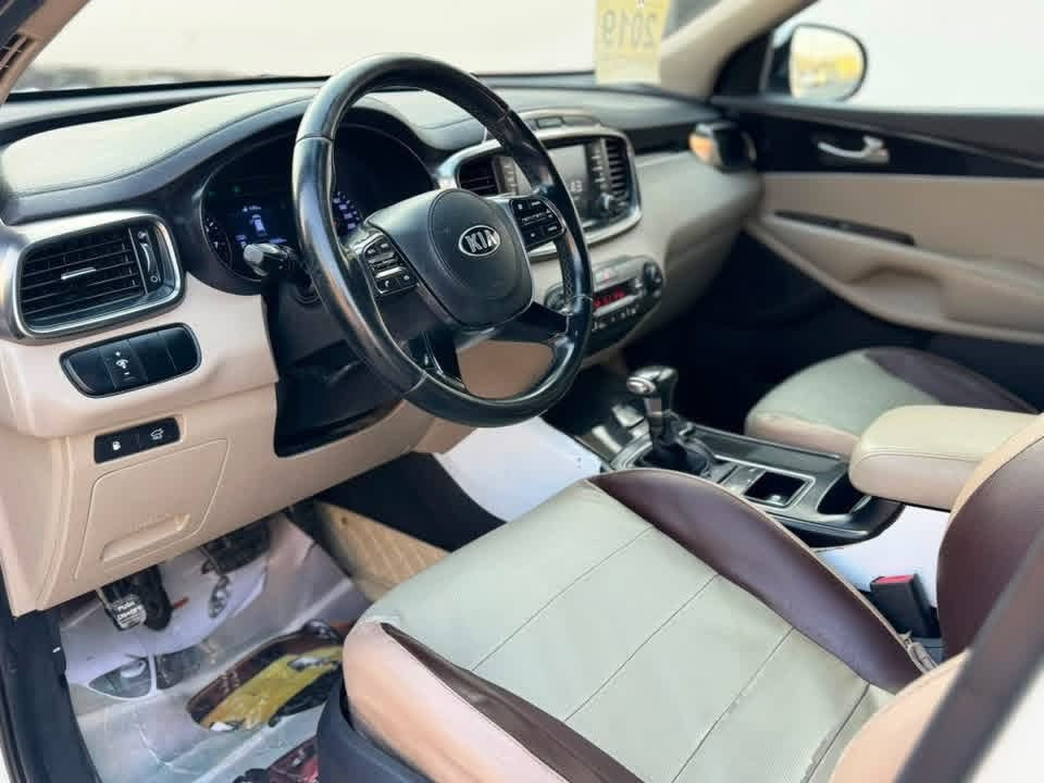 سورنتو 2019 اربيل وكالة او تحويل
مكفوله ضربه وصبغ وتبديل
محرك 6 سلندر 7 راكب 3 قطع تبريد 
بصمة شاشه كأمره حساسات إشاره بالمري 
كشن كهربائي جنطة كهربائي (مكان السياره ناصرية مركز )

السعر 228 وبيها مجال 

للاستفسار () ***********

