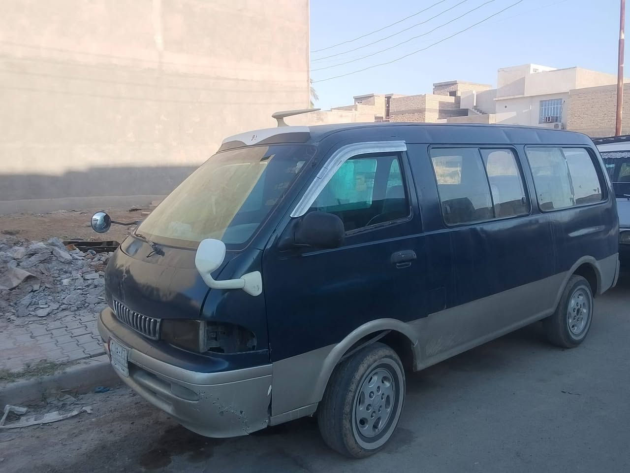 السلام عليكم سياره بيجو موديل 96 سياره مكفوله كفاله عامه شاصي محرك ميكانيك كفاله مسبوقه جماليه تحويل بنفس اليوم سنويه ما ساقطه مكلف بالنشر ***********. سعر 40 وبيها مجال
