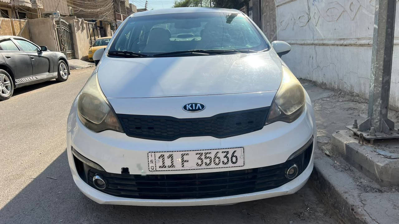 السلام عليكم كيا ريو موديل ٢٠١٦ محرك ١٦٠٠ وارد امريكي حادثها جاملغ ايسر  تدفئة وتبريد كهربائيات كلهه تشتغل داخل نظيف جدا مكانها بغداد الدوره ابو دشير هاتف *********** سعرها ٨٧ بغداد, العراق
