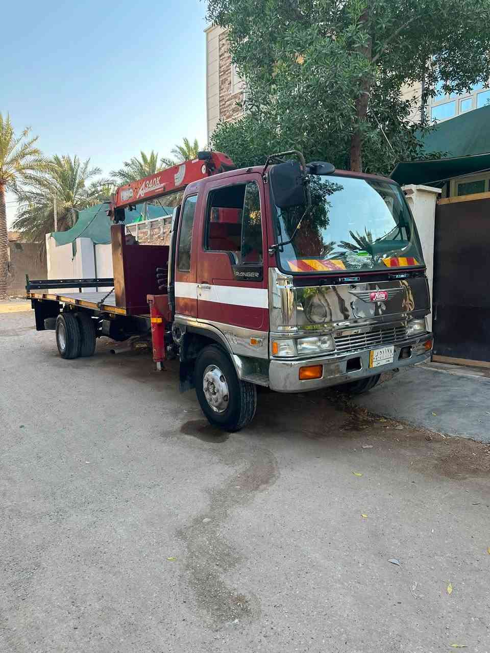 السلام عليكم هينو طيره للبيع موديل 90رقم بغداد سنويه جديده مكينه 70عادي كرين يونك 2سلايت مكفول من كل شي  طول سته وربع 
***********
